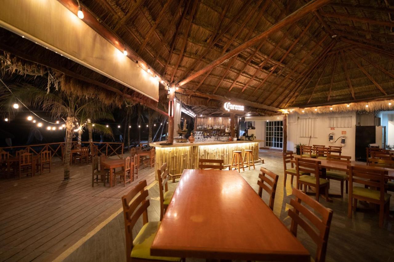 פוארטו מורלוס Hotel & Beach Club Ojo De Agua מראה חיצוני תמונה