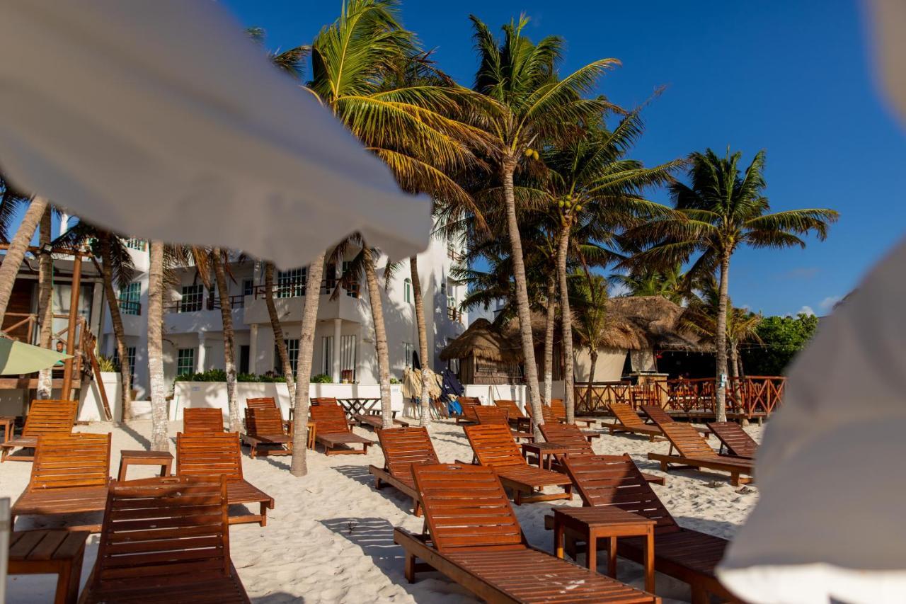 פוארטו מורלוס Hotel & Beach Club Ojo De Agua מראה חיצוני תמונה